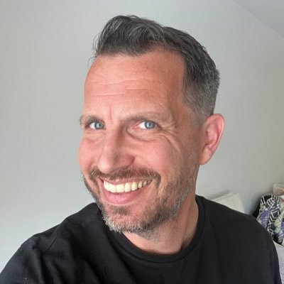 Portrait of Robert Hoogendoorn, founder of Dappvisory